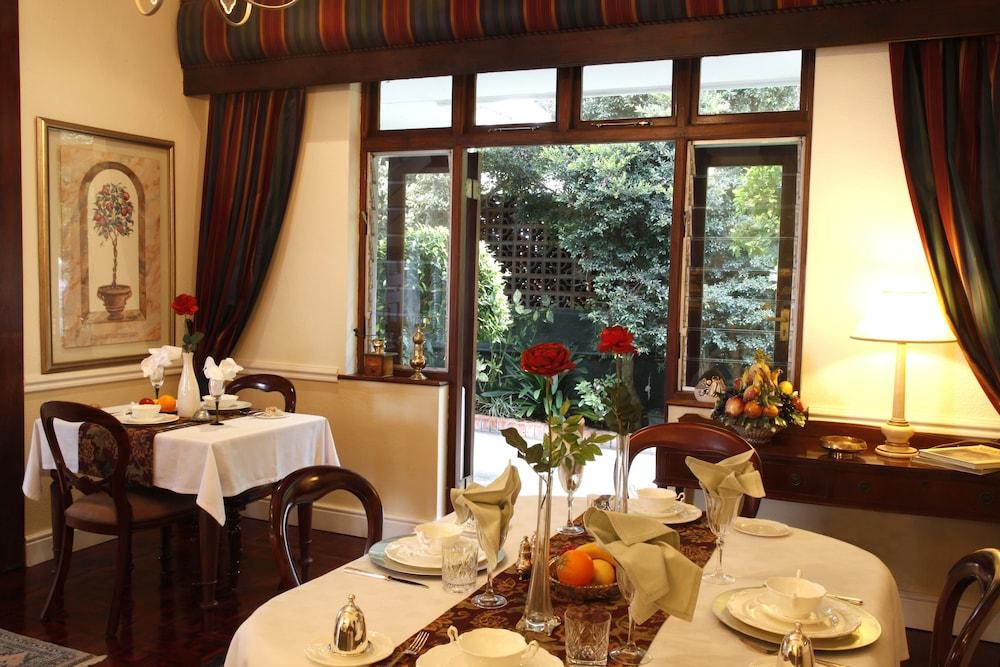 คาร์สโลกี เฮาส์ Bed & Breakfast พอร์ตเอลิซาเบธ ภายนอก รูปภาพ