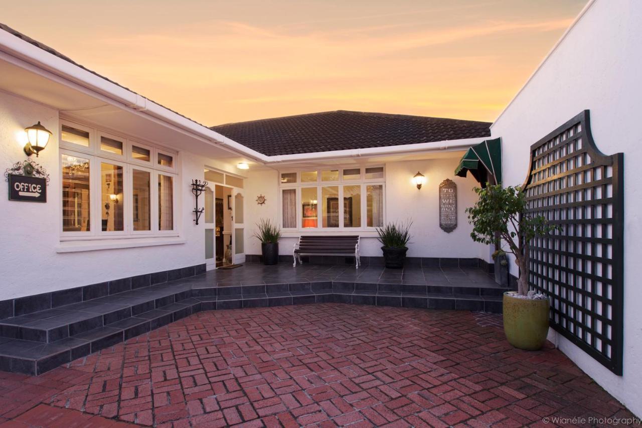 คาร์สโลกี เฮาส์ Bed & Breakfast พอร์ตเอลิซาเบธ ภายนอก รูปภาพ